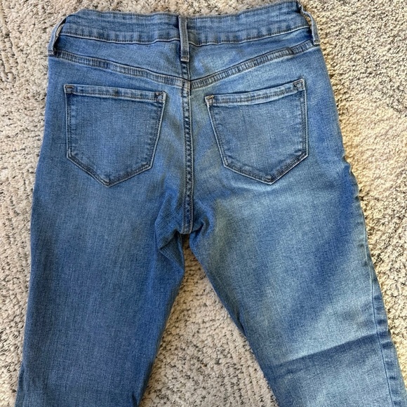 Old Navy women’s Rockstar blue jeans denim straight leg size 2 26 NWOT boho punk - Picture 8 of 9